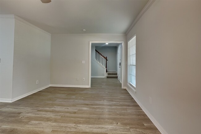 Photo - 4012 Cedarwood Dr