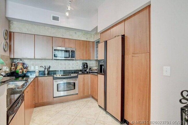 Photo - 625 Casa Loma Blvd Unit Lower Penthouse 9 1