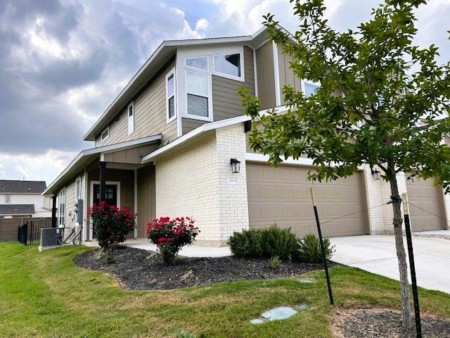 Photo - 20504 Haygrazer Wy