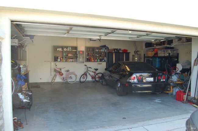 Photo - 402 Palisades Dr
