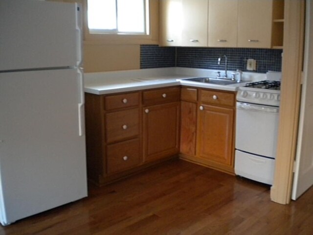 Unit Interior Circa 1st Q 2010 - 6912-6914 N Wayne Ave