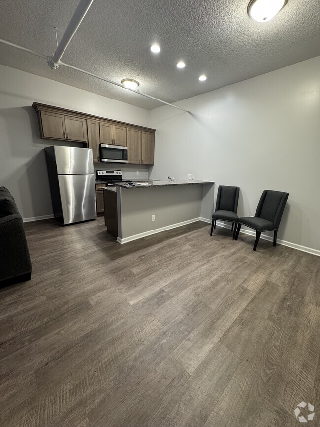 Building Photo - 313 20th St Unit 201 Rental