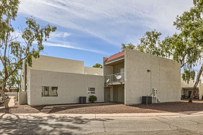 Building Photo - 2826 E Le Marche Ave Unit #102