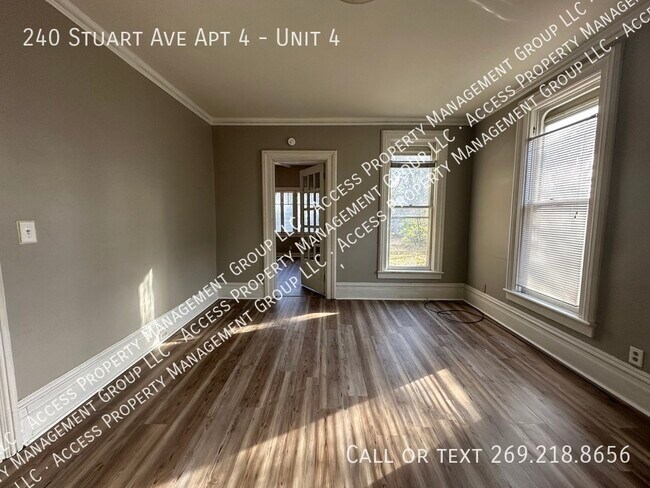 Photo - 240 Stuart Ave Unit 4