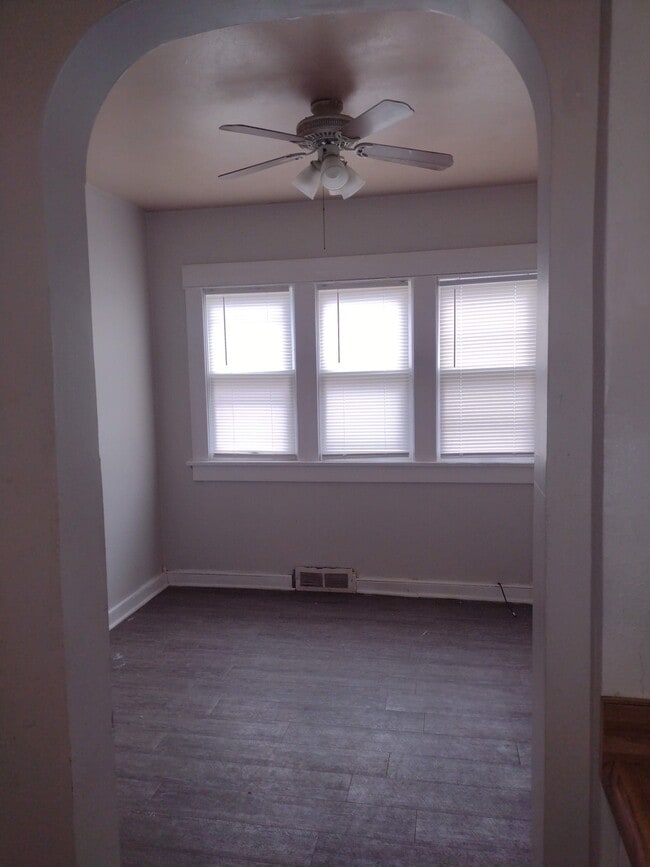 Photo - 532 Western Ave