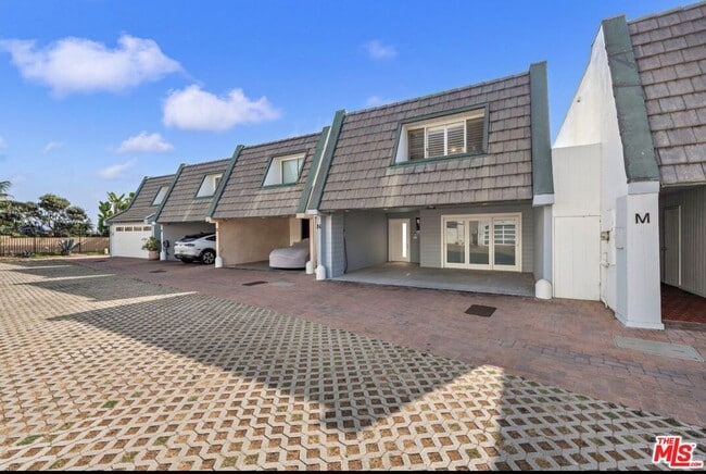 11770 Pacific Coast Hwy