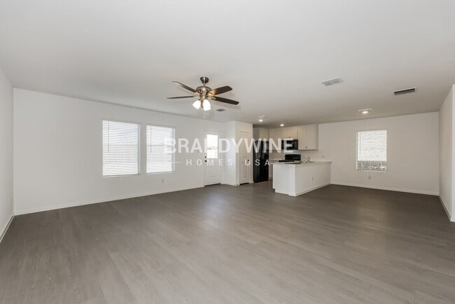 Photo - 224 Bable Run Dr