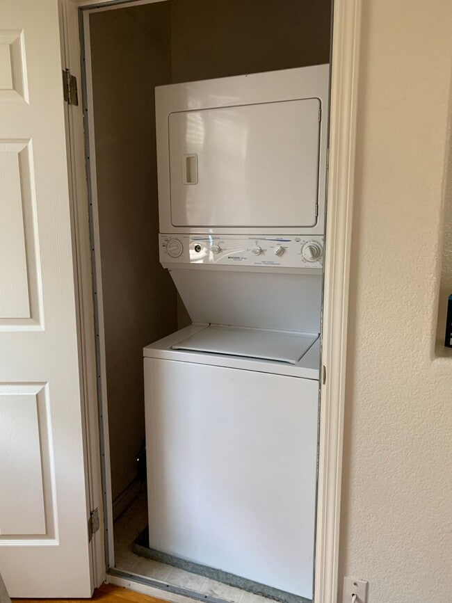Photo - Light & Bright upstairs one bedroom Granny...