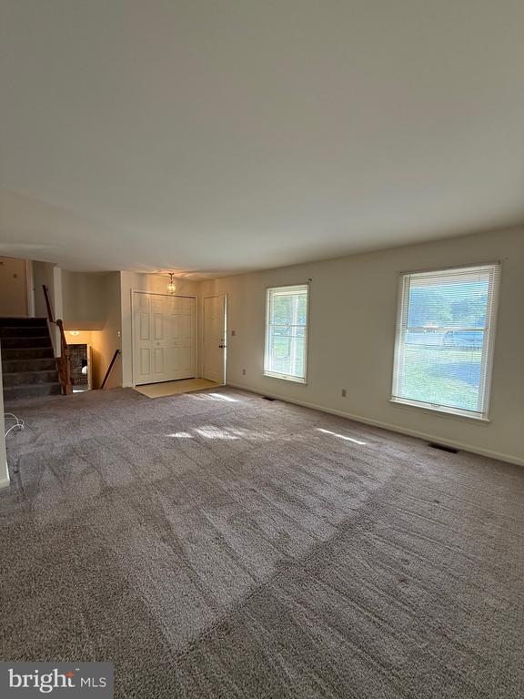 Photo - 900 Dewberry Dr