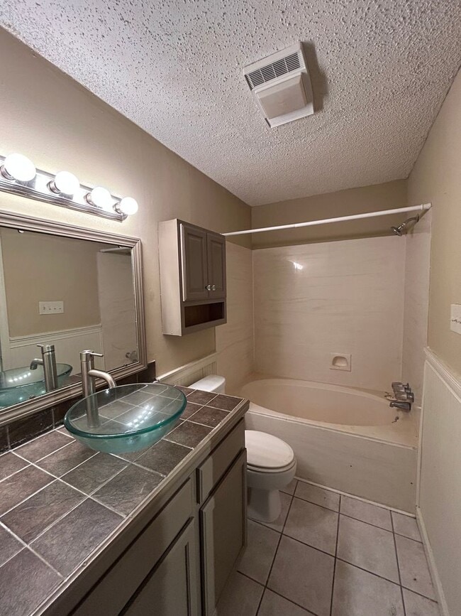 Photo - Ben Ridge Pecan Unit 9149B