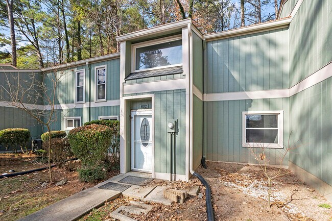 Photo - 602 Dylan Ct