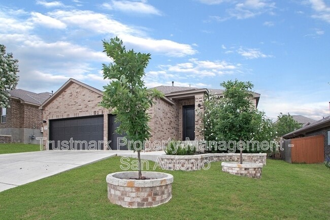 Building Photo - 2018 Cullum Wy Rental