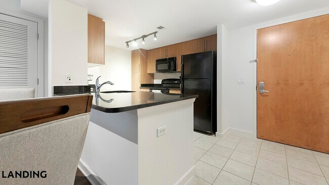 Photo - 100 I St SE Unit 100-302