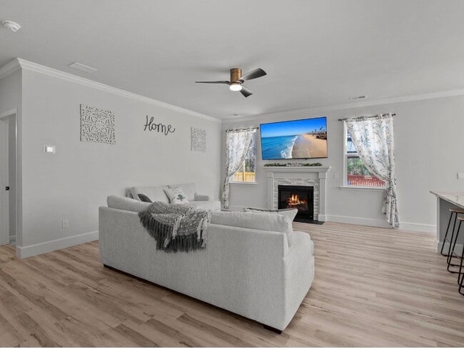 Photo - 194 Cherry Grv Dr