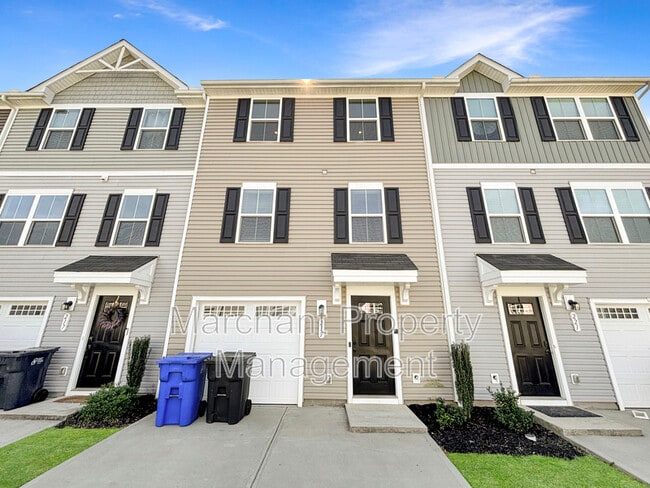 Building Photo - 219 Maple Frg Trl