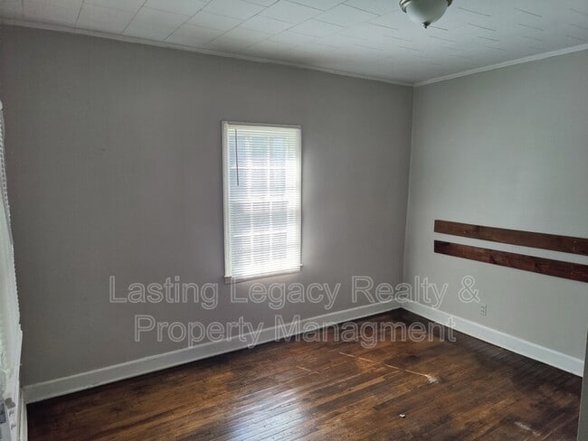 Photo - 1712 Grant Ave