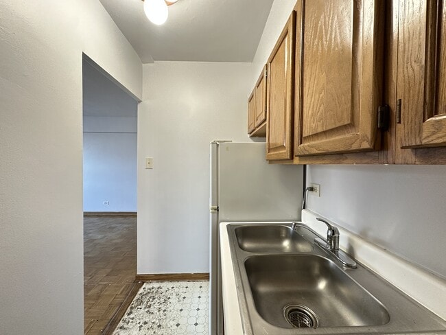 Photo - 4180 N Marine Dr Unit 703