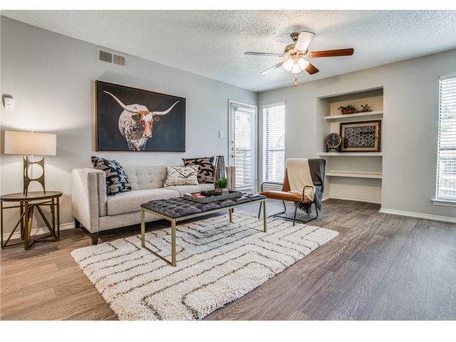 Living Room - Exchange 7272