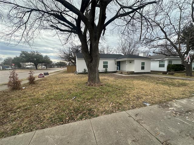 Photo - 1404 Dent St