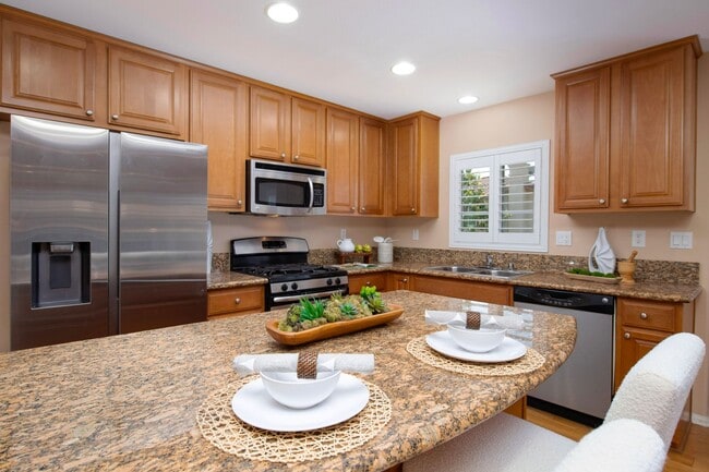 1322 Isabella Way