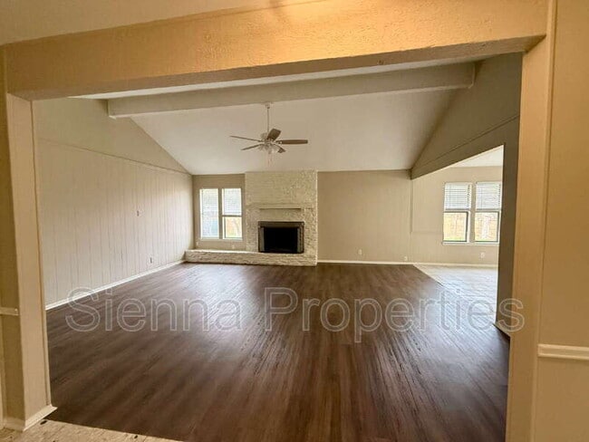 Photo - 9510 Newberry Dr