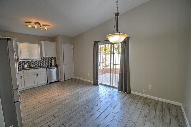 Photo - Great 3 Bedroom 2 Bathroom Home !!!!