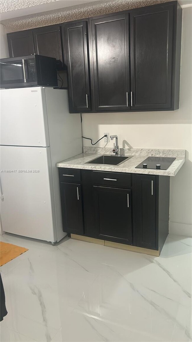 Building Photo - 12400 SW 259th Terrace Unit -