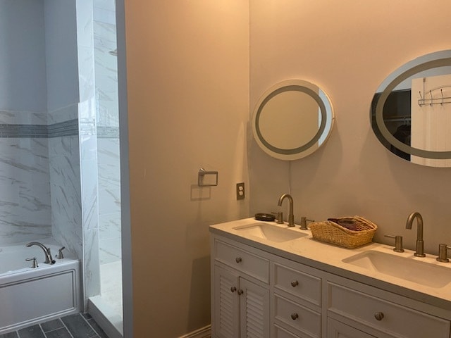 Photo - 643 Leigh St