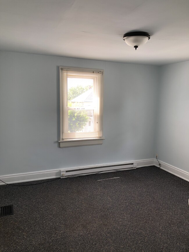 Photo - 324 W Church St