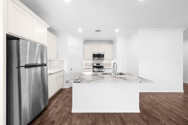 Photo - 810 N Walnut St