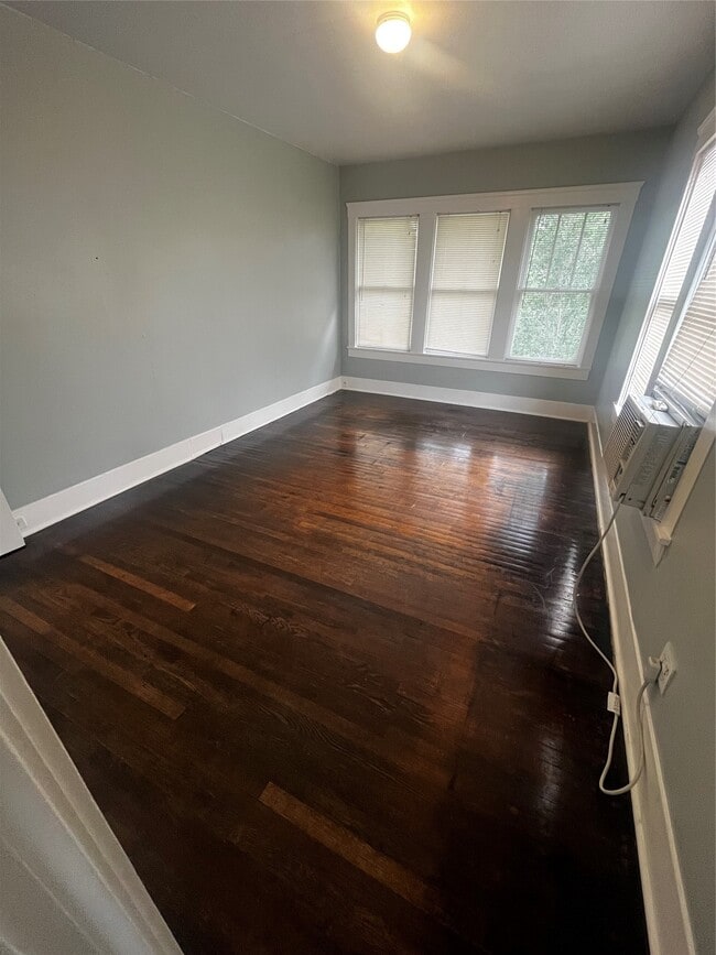 Photo - 1711 W Main St Unit 3