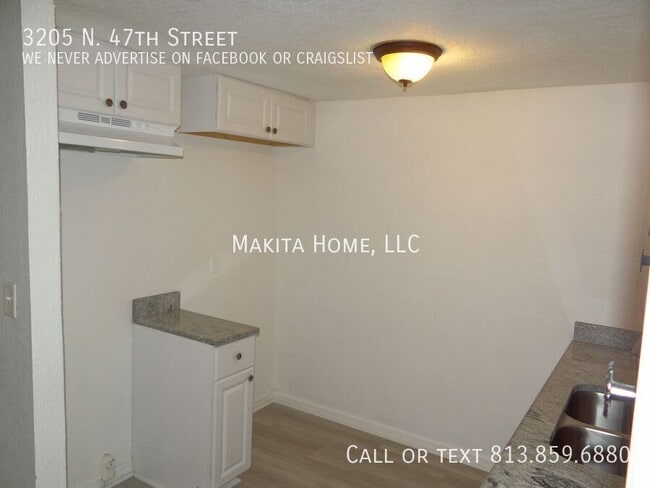 Photo - 3205 N 47th St