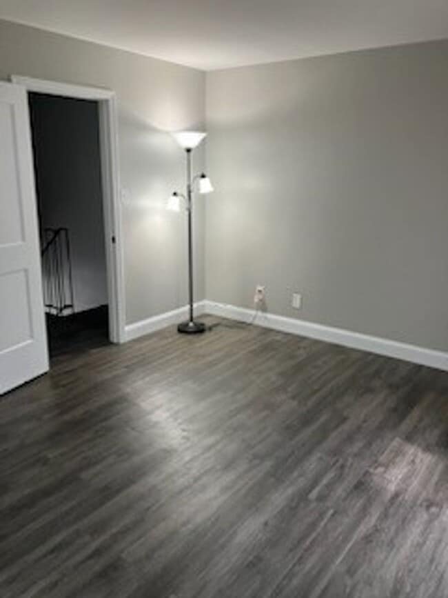 Photo - Myrtle Garden Apartments Unit 9