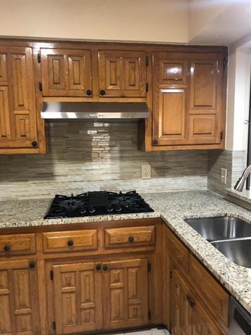 Photo - 222 Syracuse Pl