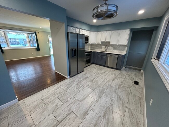 Photo - 6838 Moccasin St