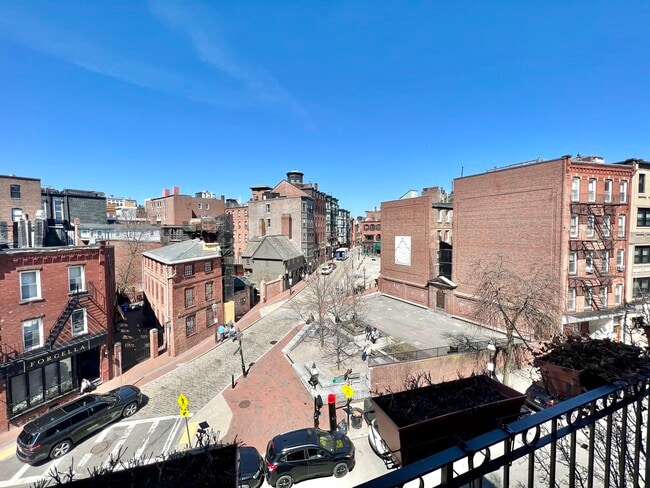 Photo - 187 North St Unidad 8
