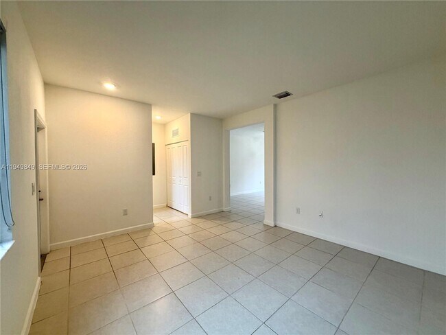 Photo - 21050 NE 8th Ave