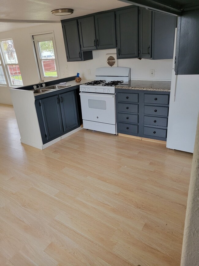 Photo - 4050 Jupiter St