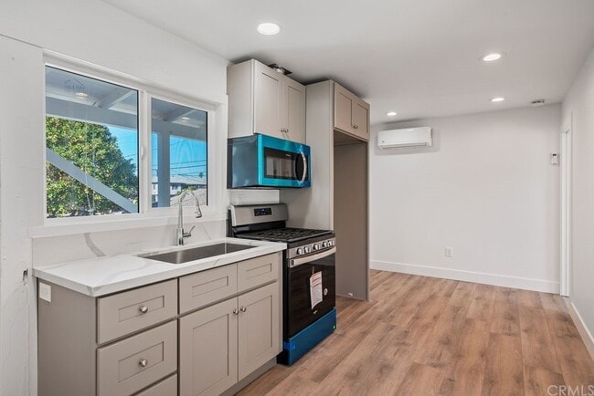 Cocina - 728 E Palmer Ave