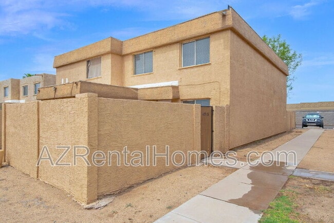 Photo - 4715 E Jones Ave