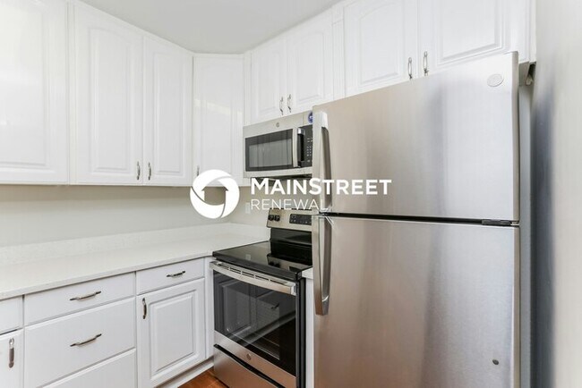 Photo - 3 Bedroom Pet-Friendly Home in DEBARY, FL ...