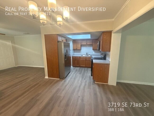 Photo - 3719 SE 73rd St