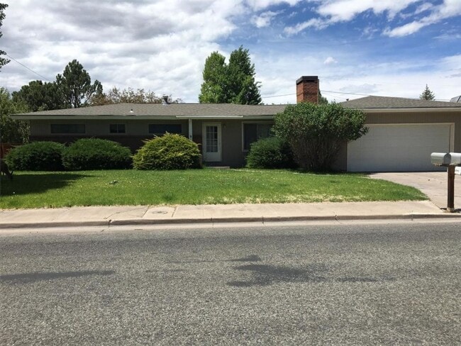 Building Photo - 711 Murphy Dr
