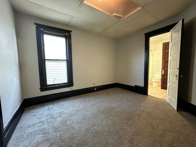 Photo - 98 E Van Buren St Unit Van Buren 98