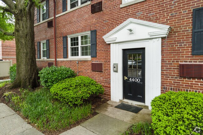 Photo - Arlington Oaks