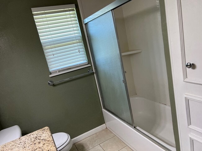 Photo - 110 Oleander St