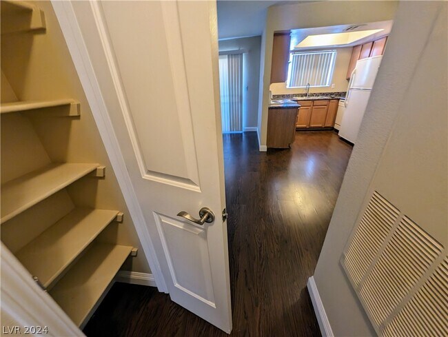 Photo - 7300 W Pirates Cove Rd Unit 2010