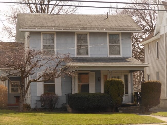 Photo - 530 E Main St