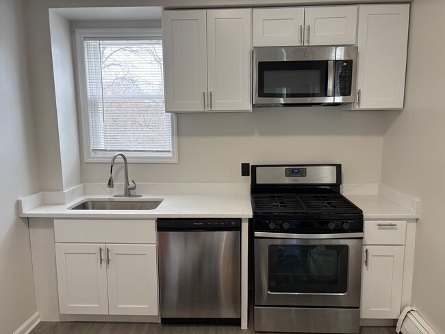 Photo - 305 W Clay Ave Unit 2