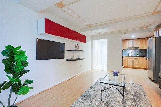 Photo - 10 Rogers St Unidad 703